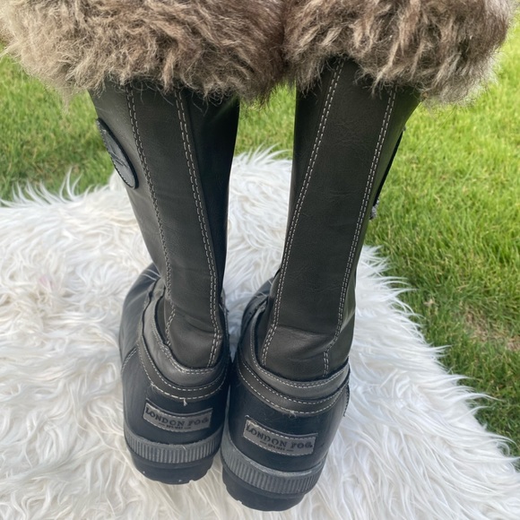London Fog Melton Snow Boots - Picture 9 of 13